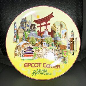 Vintage 1982 Disney Epcot Center World Showcase Souvenir 9.5" Plate - Like new